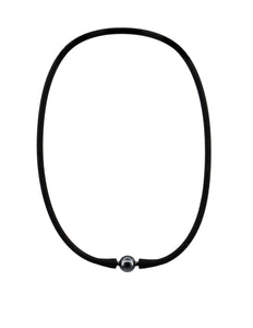 Silicone choker with a grey pearl