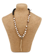 Load image into Gallery viewer, White conch and black buffalo horn necklace
